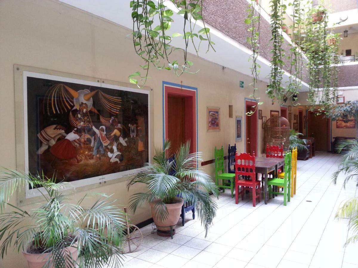 Hotel Janeiro Guadalajara Exterior photo